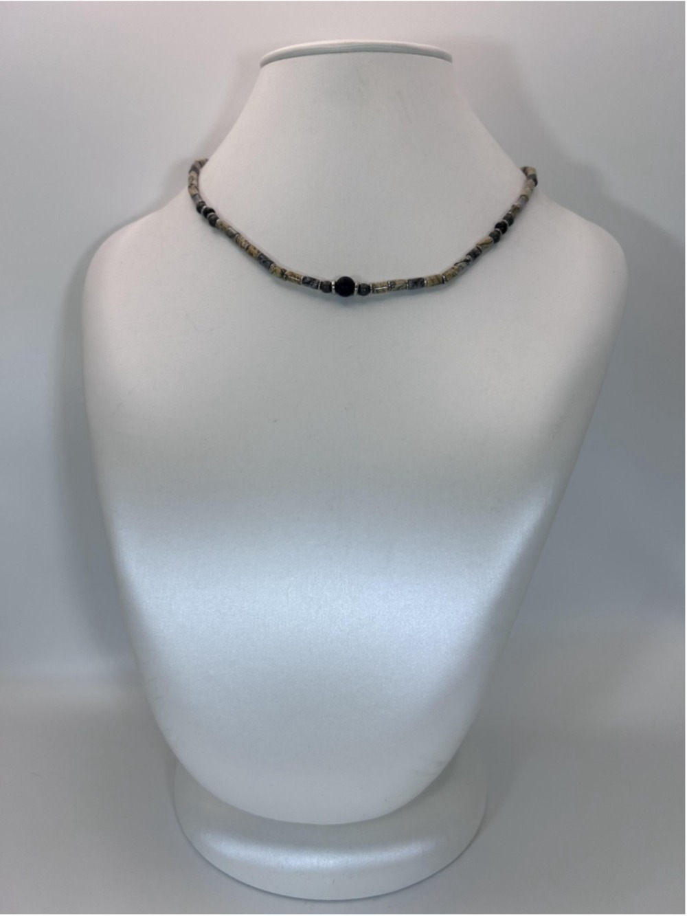 Necklace Beige Stone Beaded Black Center Beads Lobster‎ Clasp Minimalist Jewelry